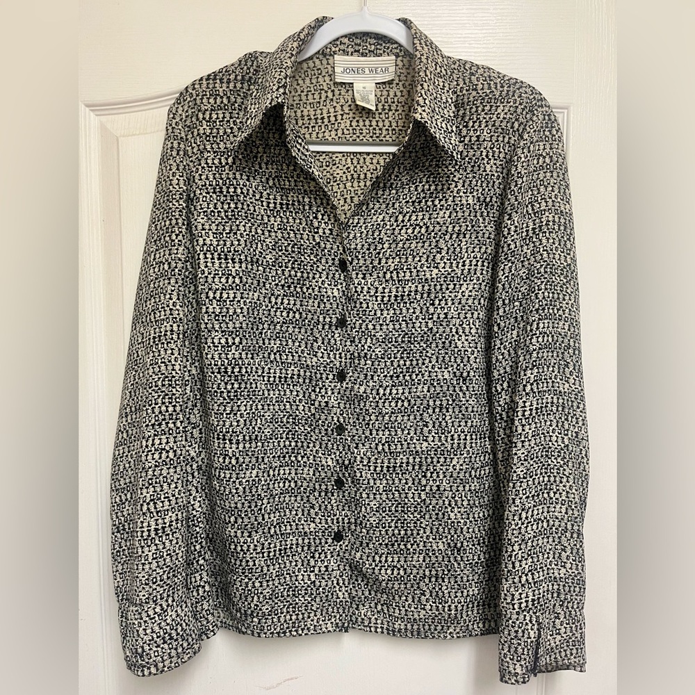 Jones Wear Black and Cream Patterned Blouse